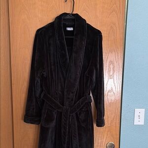 Joyaria Black Plush Shawl Collar Robe-S